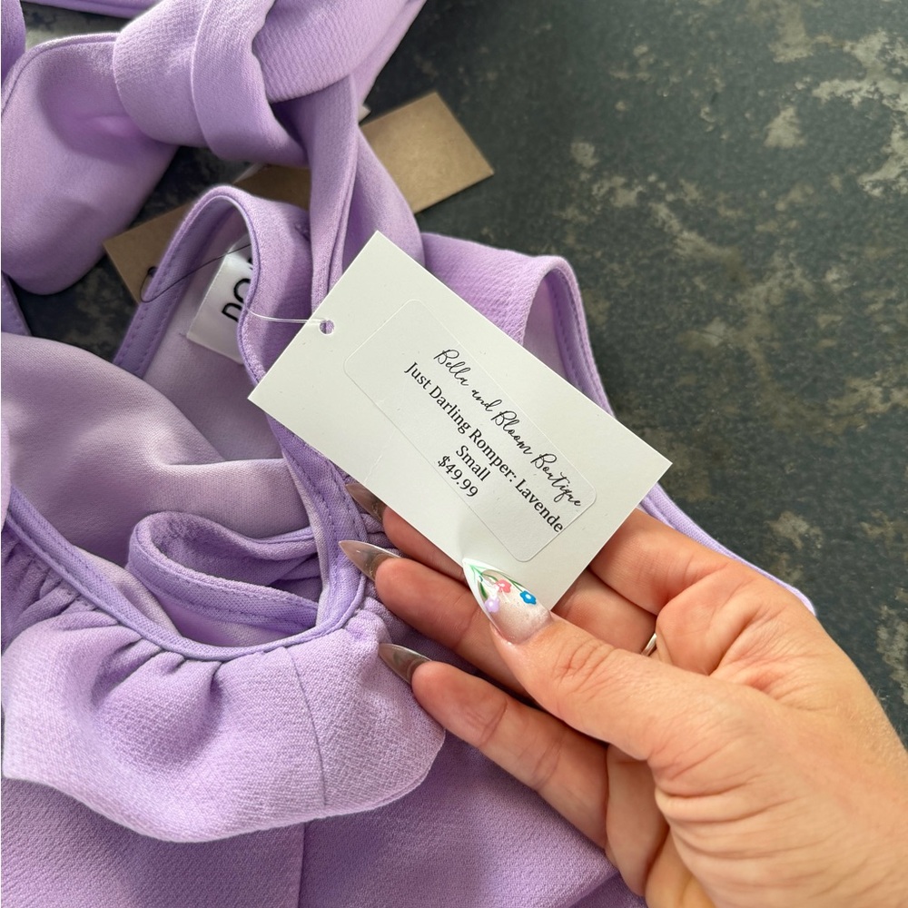 Lavender Ruffle Neck Romper - Picture 4 of 5